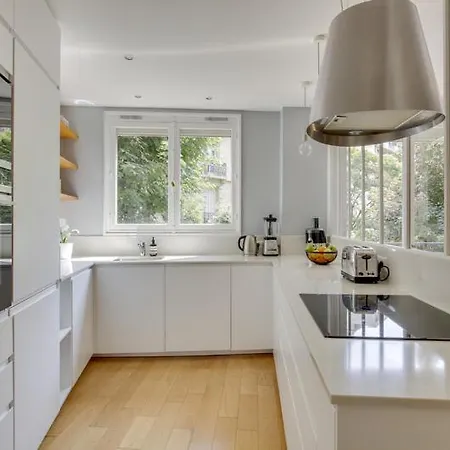 Apartment Residor - Calme Et Lumineux 6p Paris